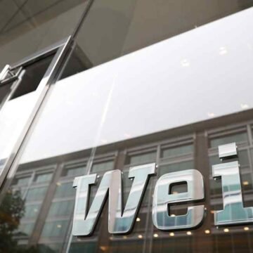 Weil leadership tells partners firm should be dissolved